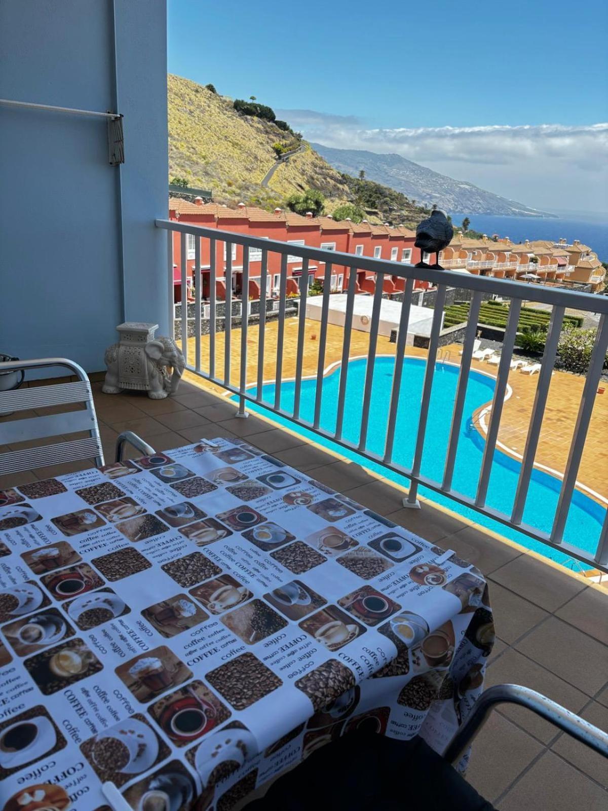 Apartamento Hans San Antonio  Eksteriør billede