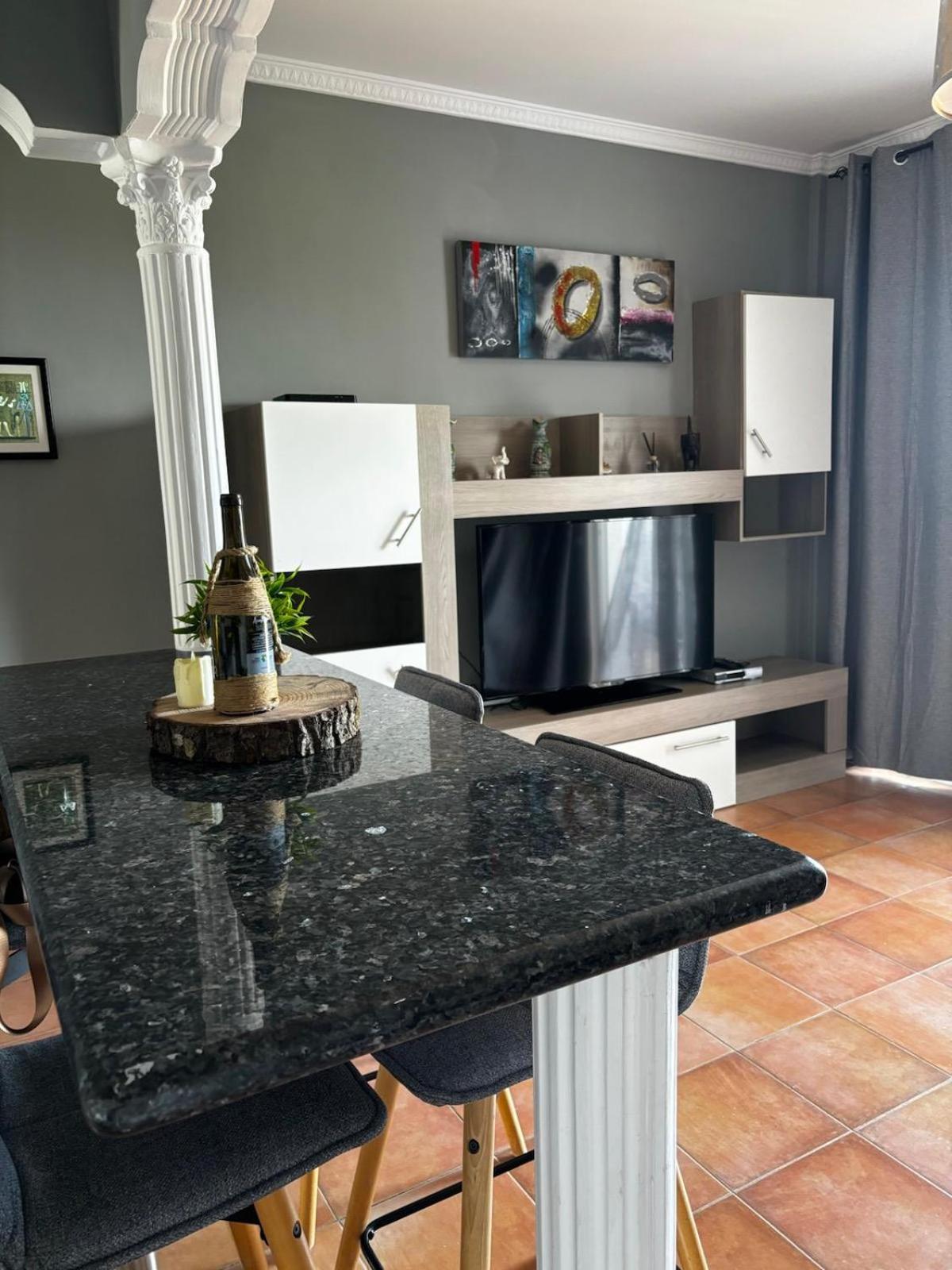 Apartamento Hans San Antonio  Eksteriør billede